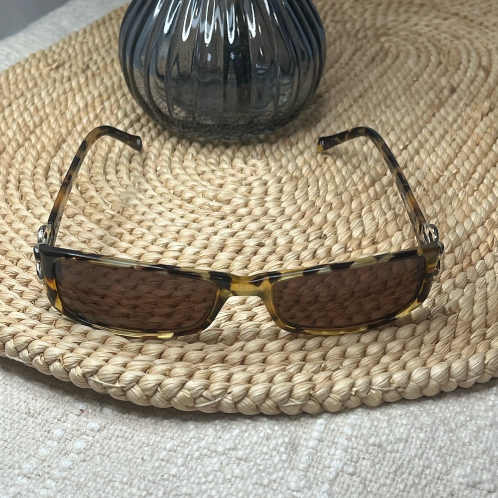 Brighton Infinity Flower Tortoiseshell Sunglasses… - image 3